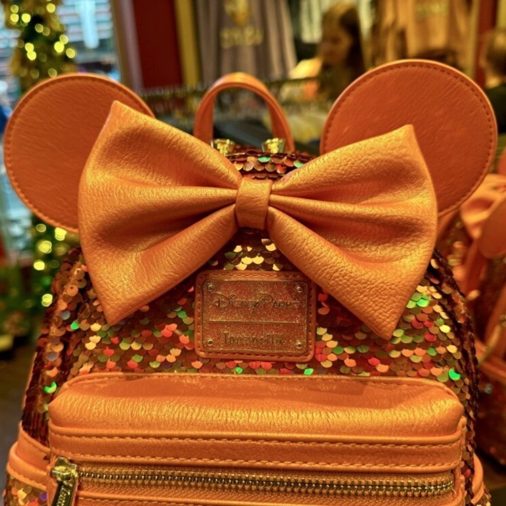 Minnie Mouse Sequined Loungefly Mini Backpack – Peach Punch - Picture 2 of 5